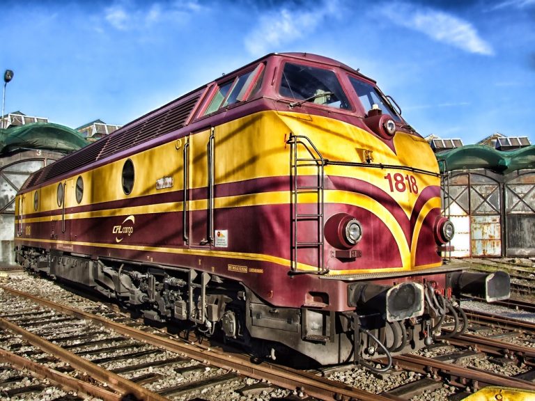 train locomotive railroad railway 143847